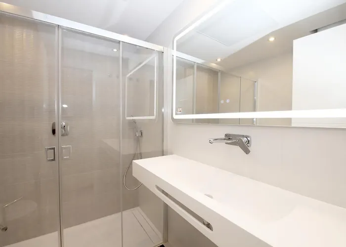 Port Studio-apartment Ariella * אסטפונה